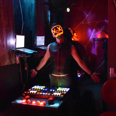 DJ Ginplo